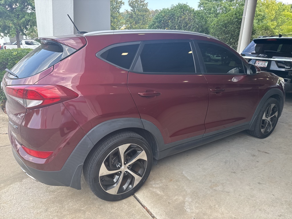 2016 Hyundai Tucson Sport photo 3
