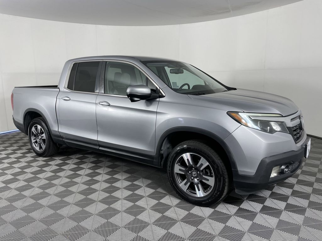 Used 2017 Gray Honda RTL-T image 1