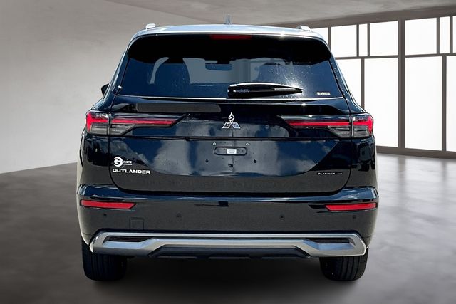 2025 Mitsubishi Outlander SEL photo 5