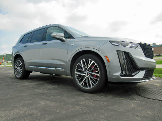 2024 Cadillac XT6 Sport photo 6