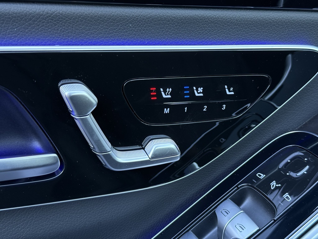 2026 Mercedes Benz S 500 4MATIC photo 4