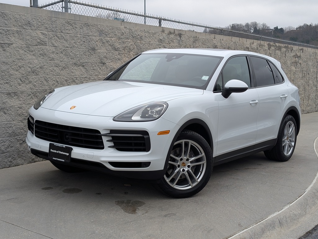 2019 Porsche Cayenne Base's photo