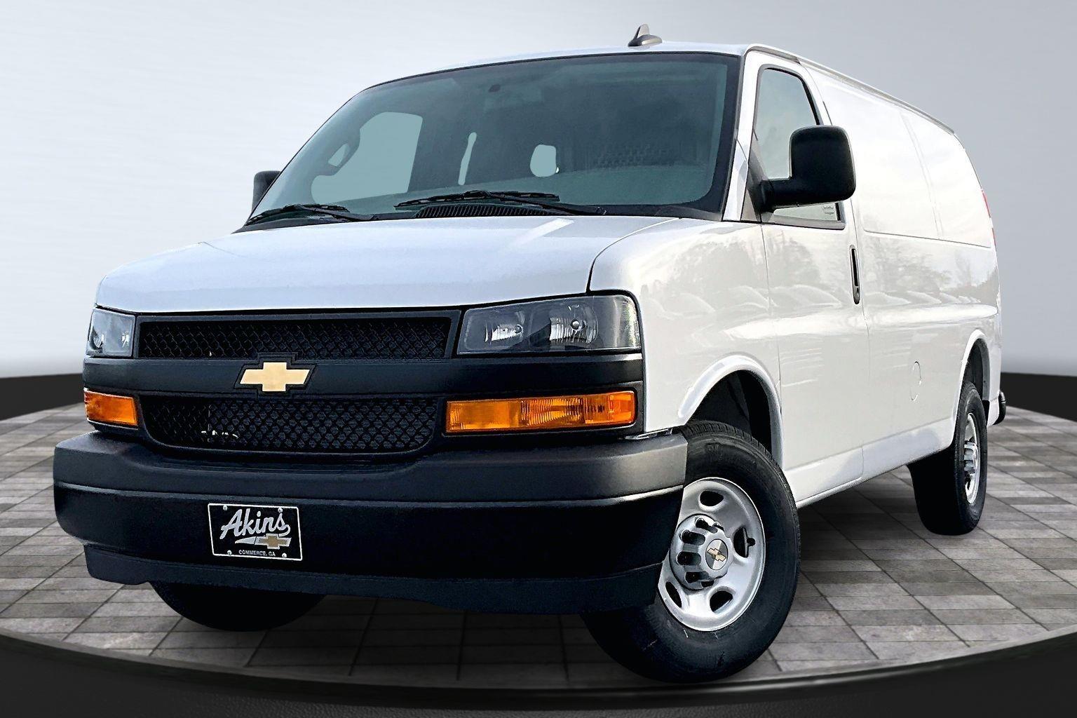 2025 Chevrolet Express Cargo Work Van's photo