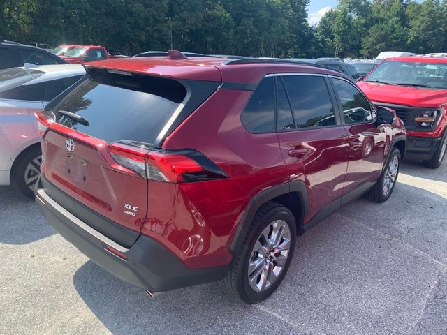 2023 Toyota RAV4 XLE Premium photo 8