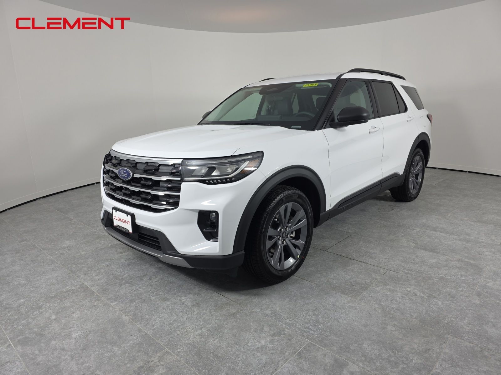 2026 Ford Explorer Active's photo