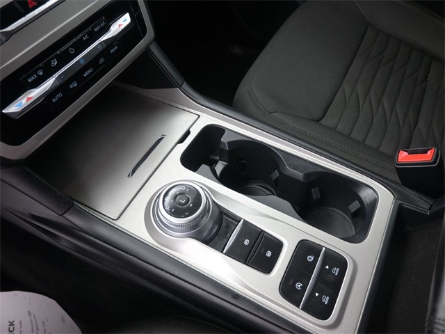 2021 Ford Explorer XLT photo 27