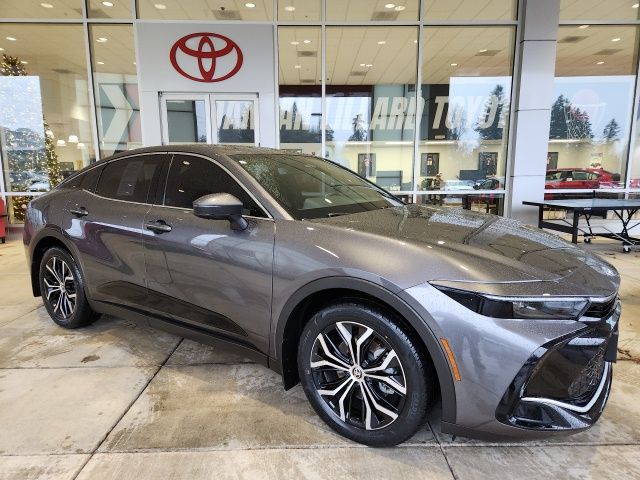 2024 Toyota Crown XLE's photo