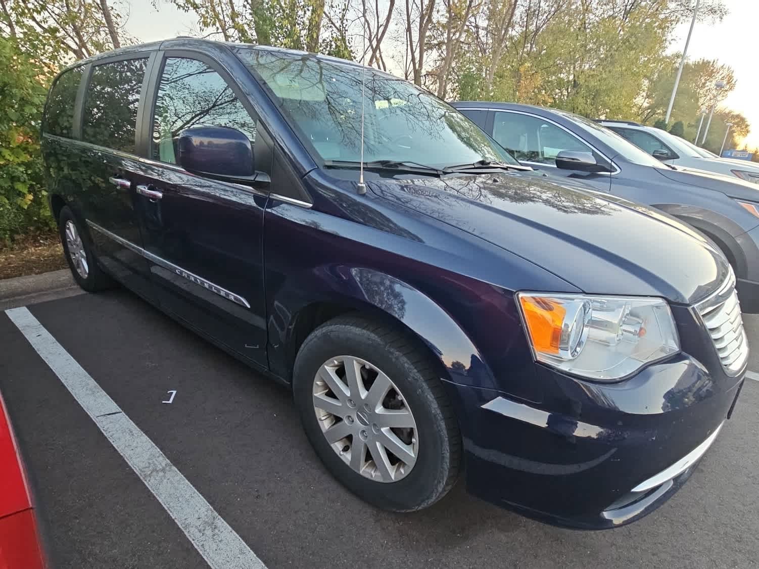 Used 2015 Chrysler Town & Country Touring with VIN 2C4RC1BG2FR664586 for sale in Hopkins, Minnesota