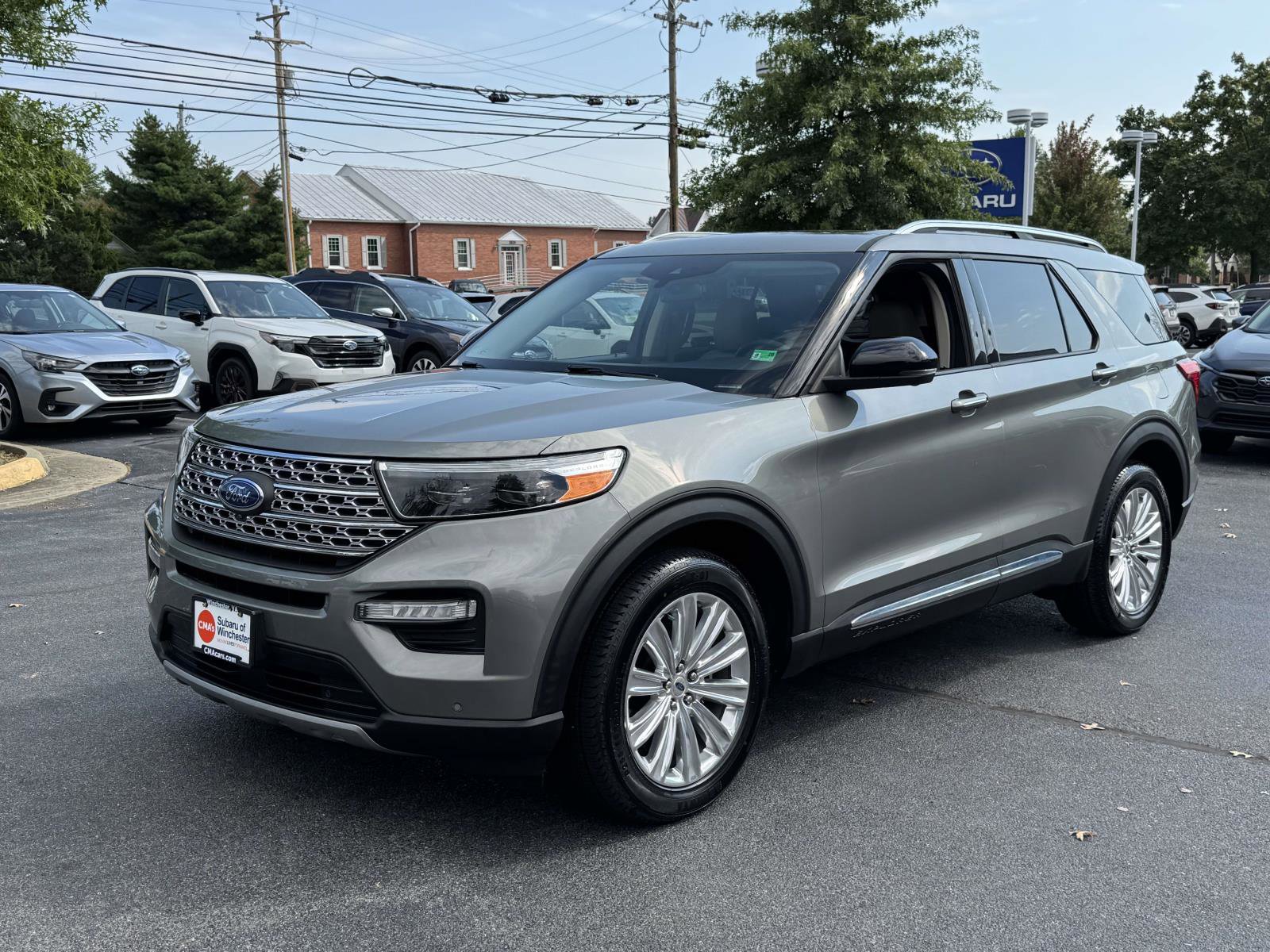2020 Ford Explorer Limited photo 4