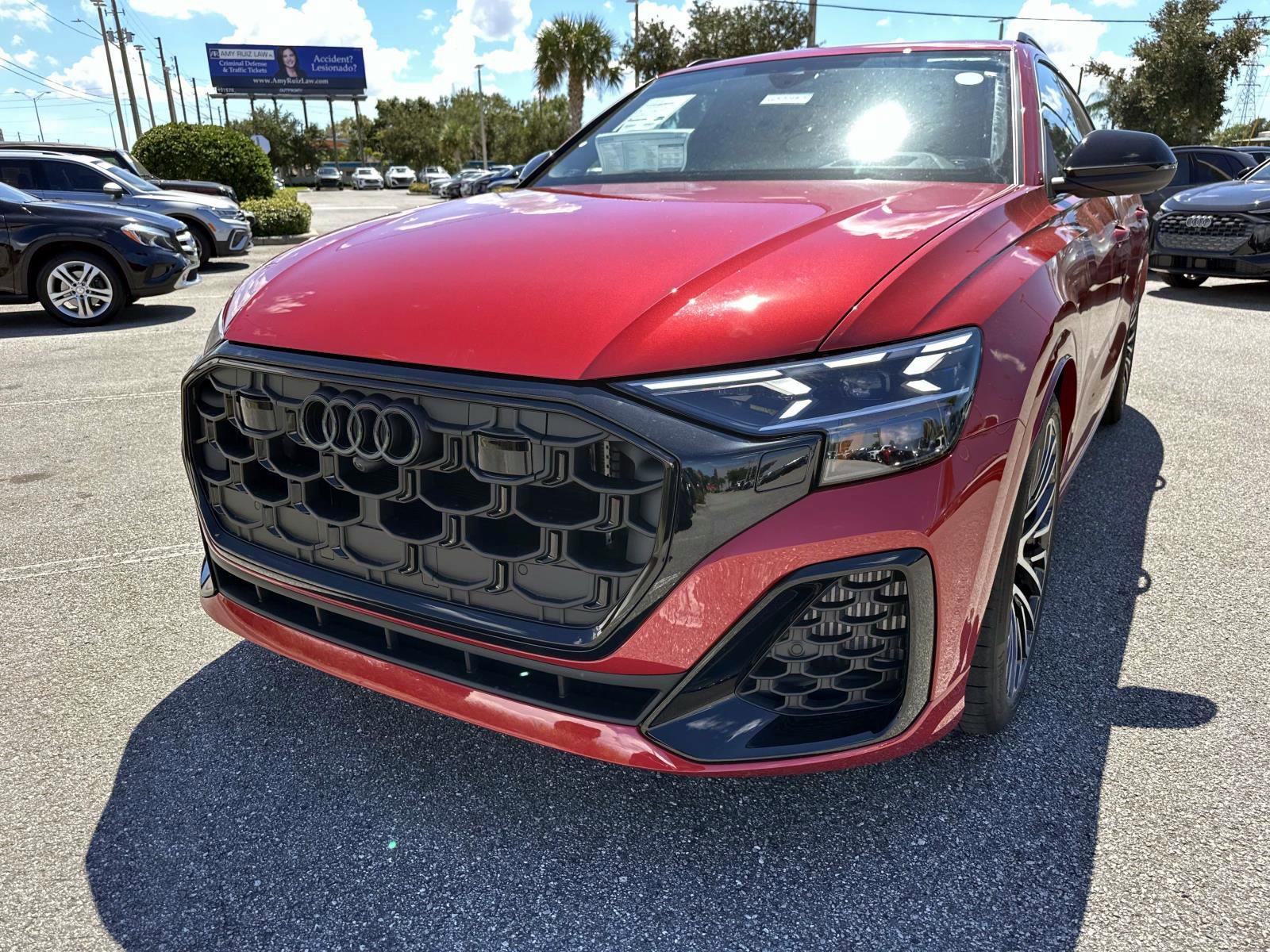 2026 Audi SQ8 Prestige photo 8