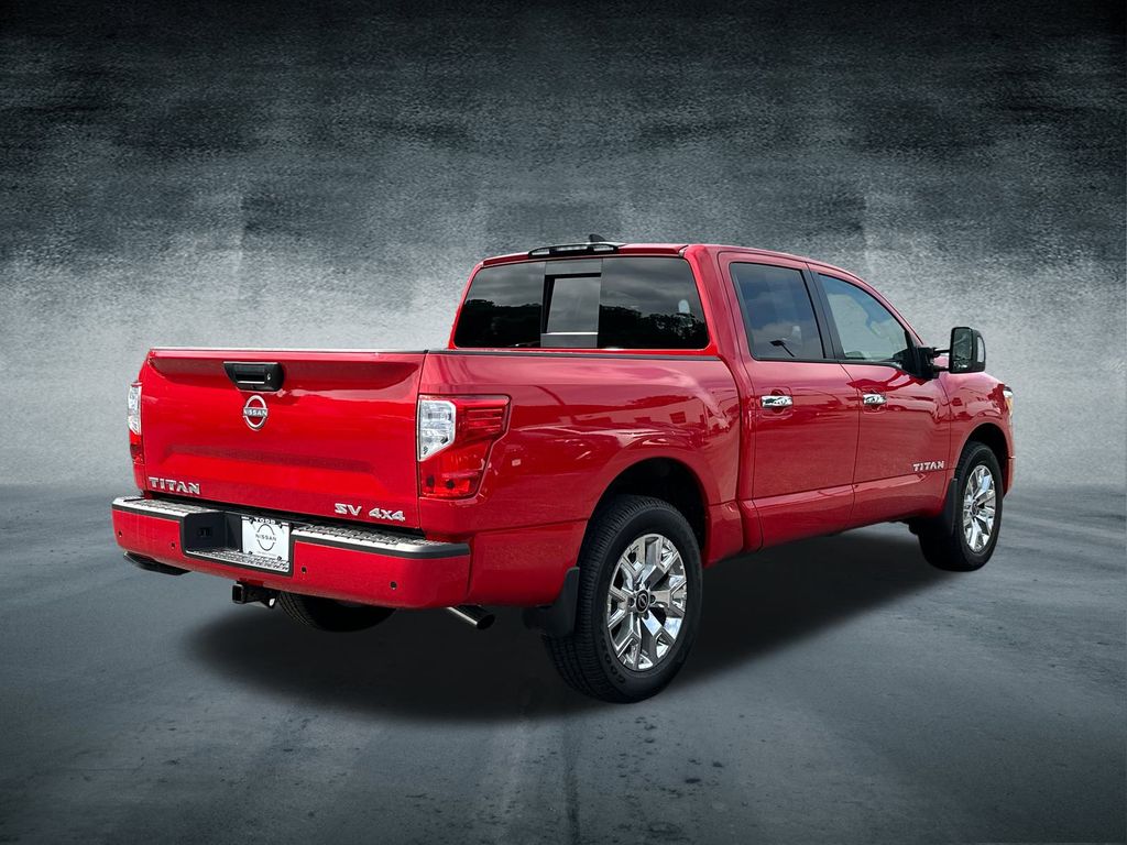 2024 Nissan Titan SV photo 4