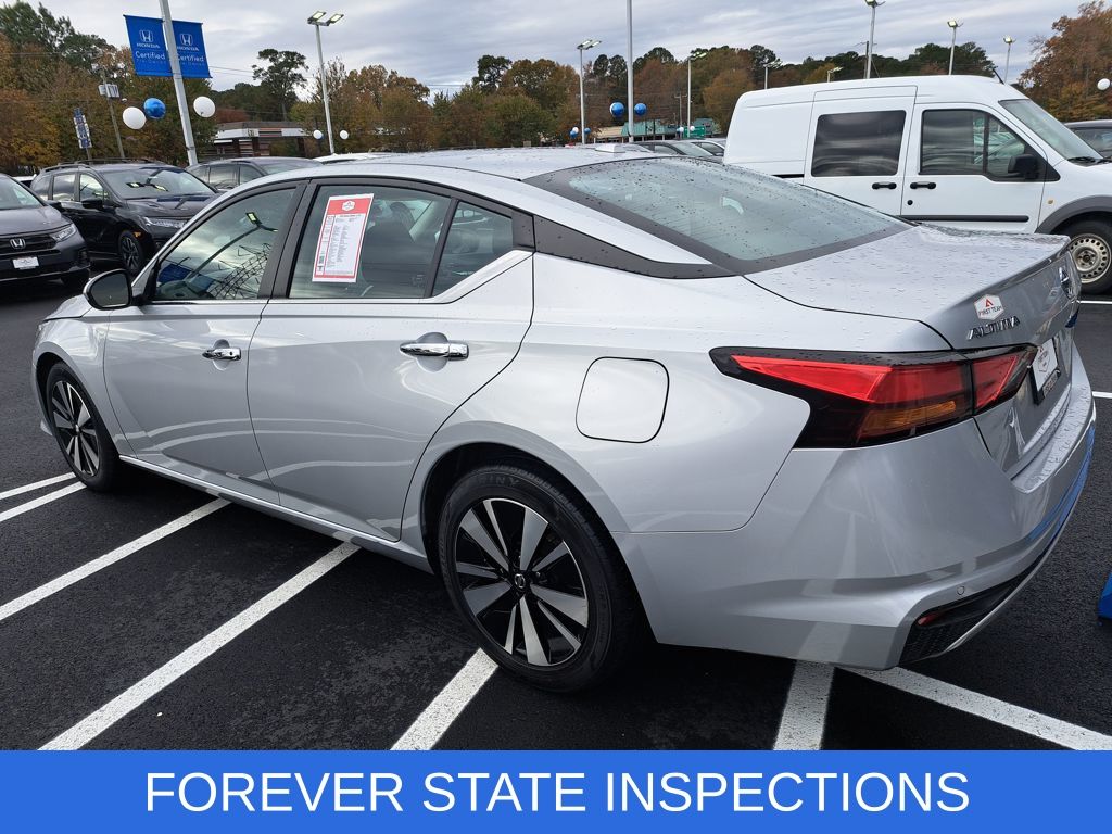 2022 Nissan Altima 2.5 SV photo 4