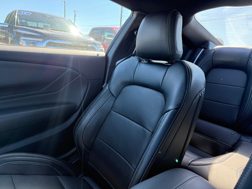 2024 Ford Mustang GT Premium photo 28