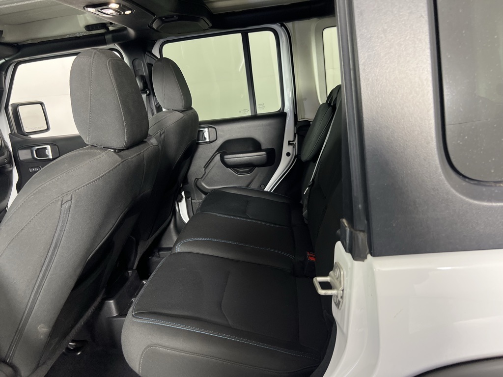2023 Jeep Wrangler Rubicon 4xe photo 24