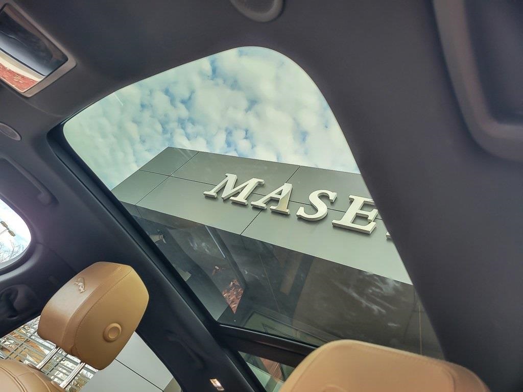 2022 JAGUAR F-PACE - Image 7