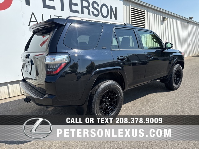 2022 Toyota 4Runner SR5 Premium photo 4