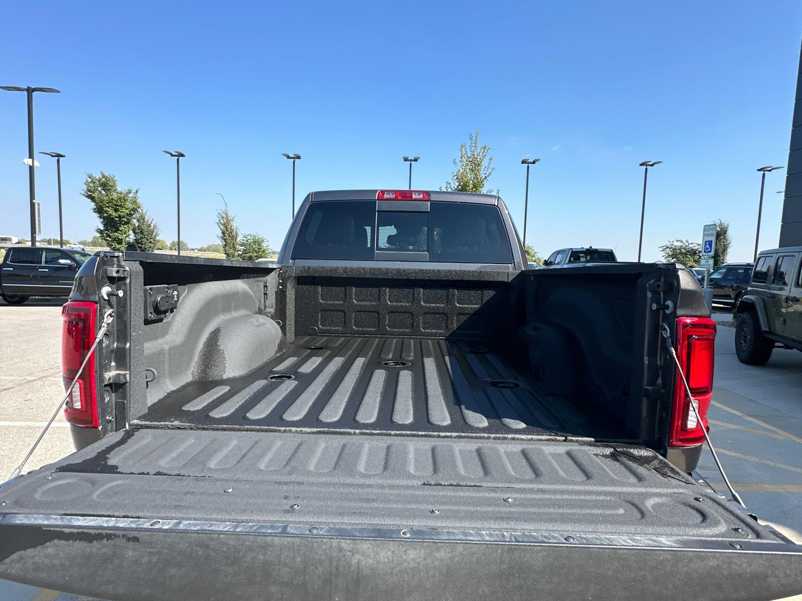 2025 Ram 2500 Power Wagon photo 3