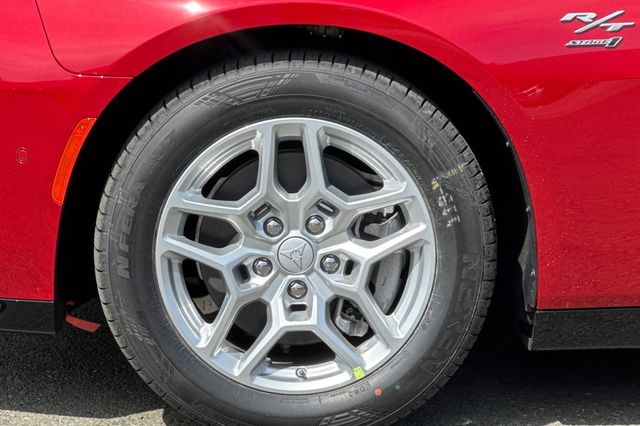 2025 Dodge Charger R/T photo 25