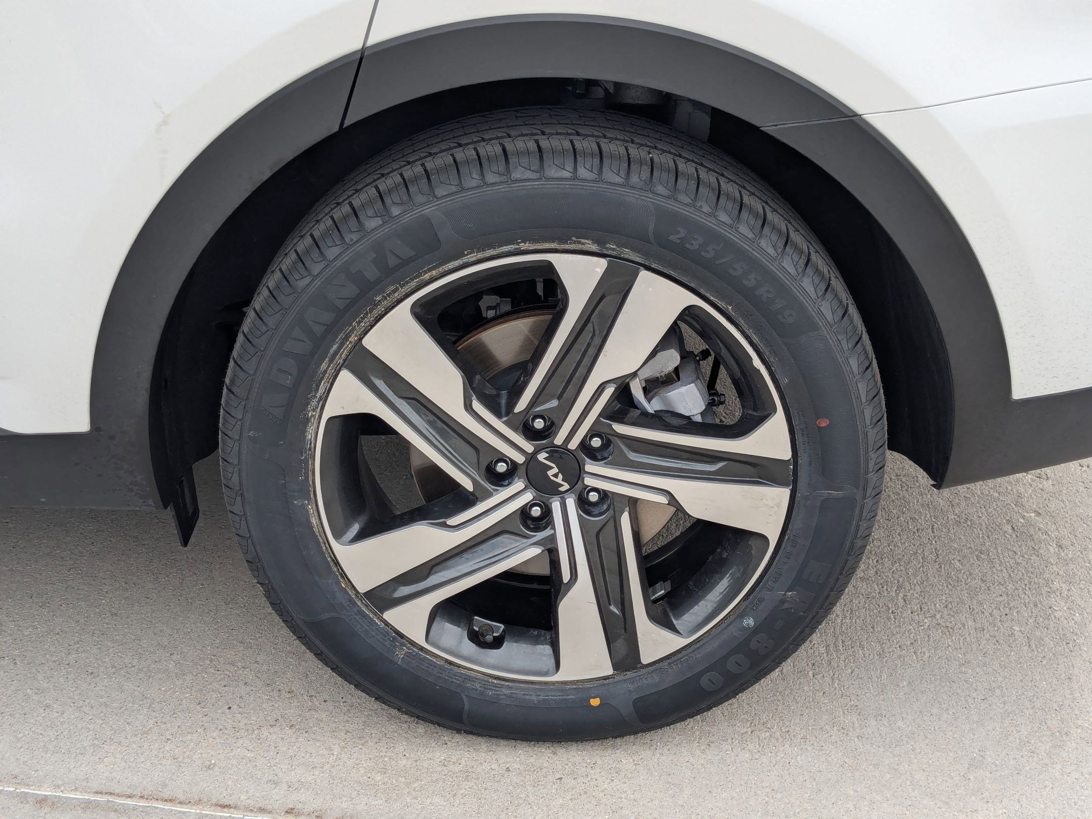 2023 Kia Sorento Hybrid EX photo 12