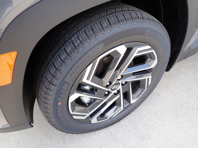 2025 Hyundai Tucson Limited photo 8