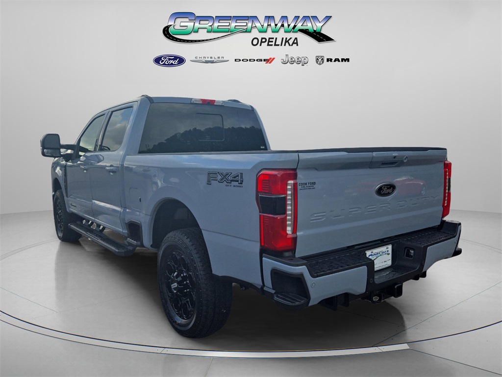 2026 Ford F-250 Lariat photo 3