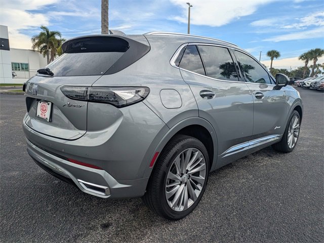2025 Buick Envision Avenir photo 4