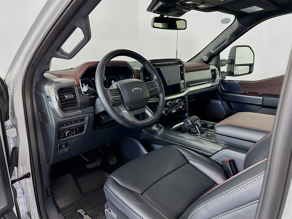 2023 Ford F-150 Lariat photo 3