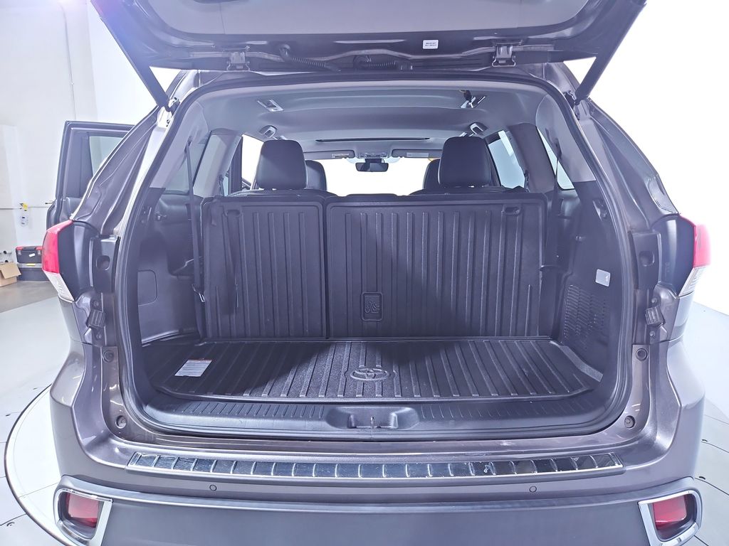 2018 Toyota Highlander Limited photo 14