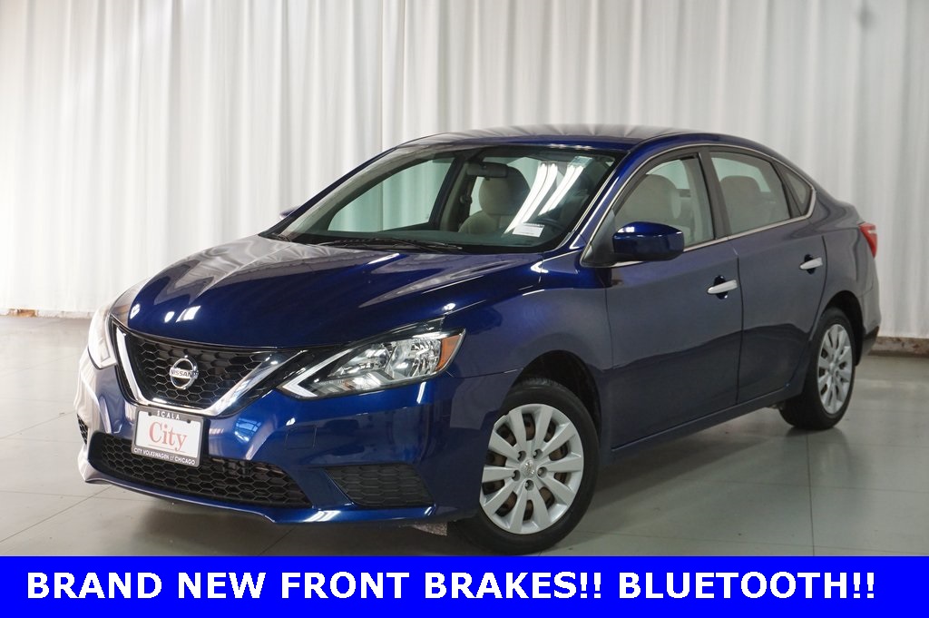 2017 Nissan Sentra S photo 11