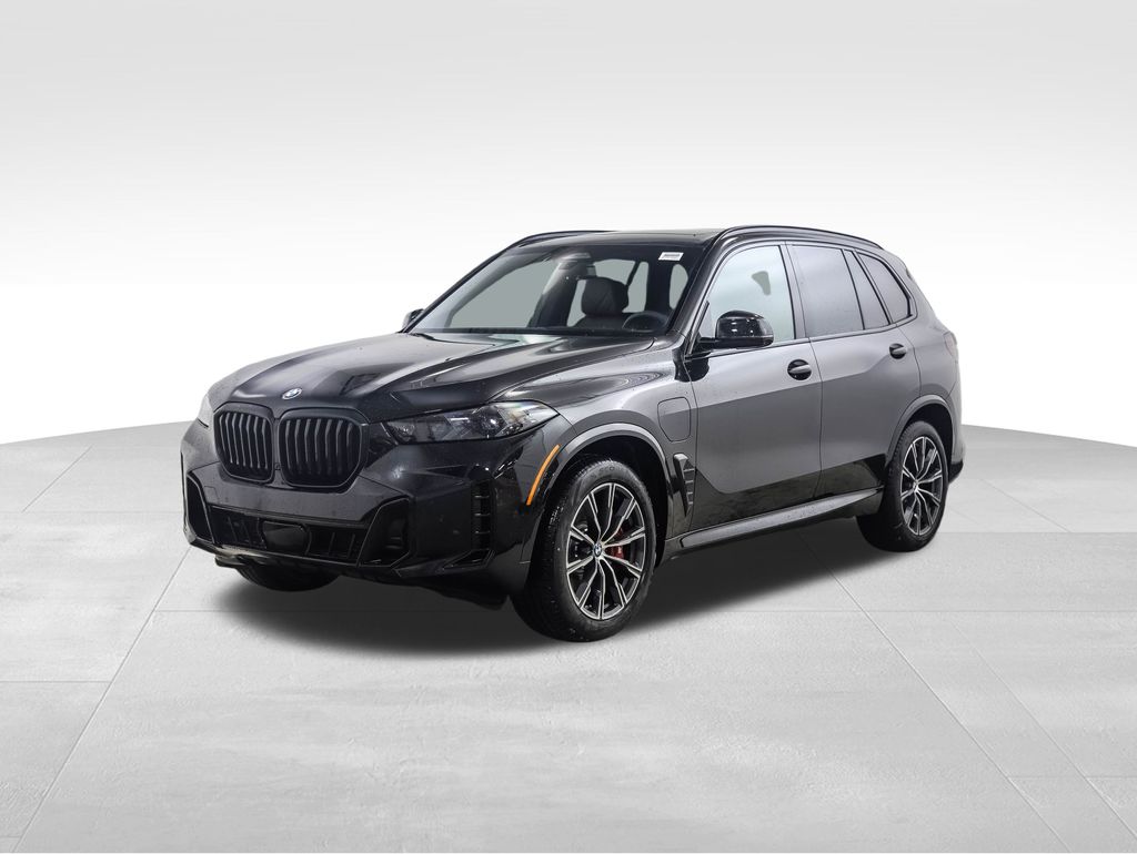 2026 BMW X5 50e's photo