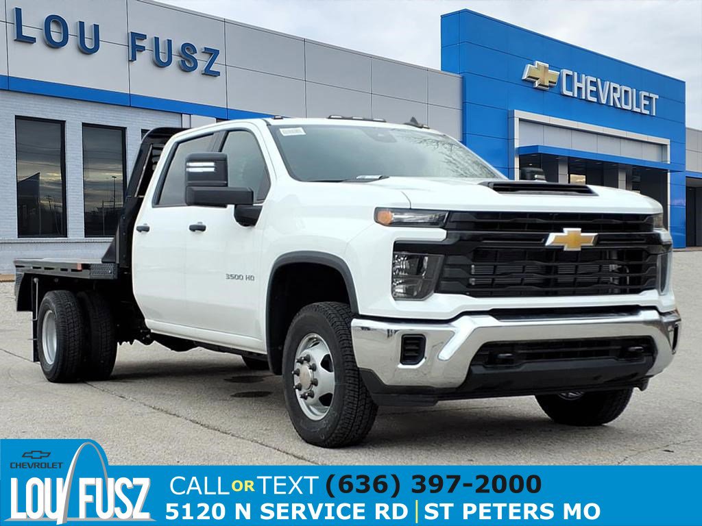 2025 Chevrolet Silverado HD WT's photo