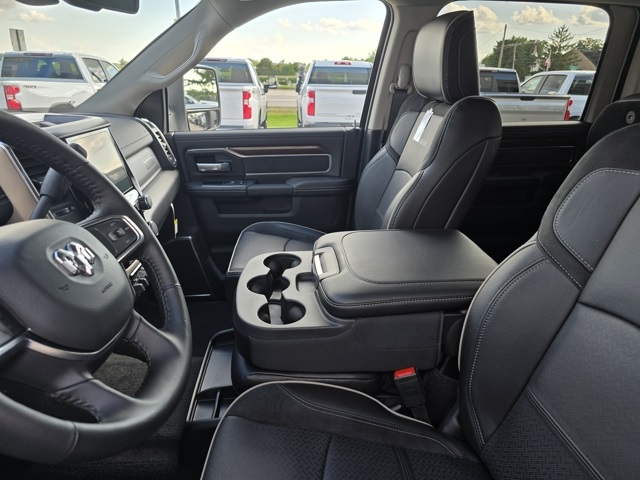 2024 Ram 2500 Laramie photo 21