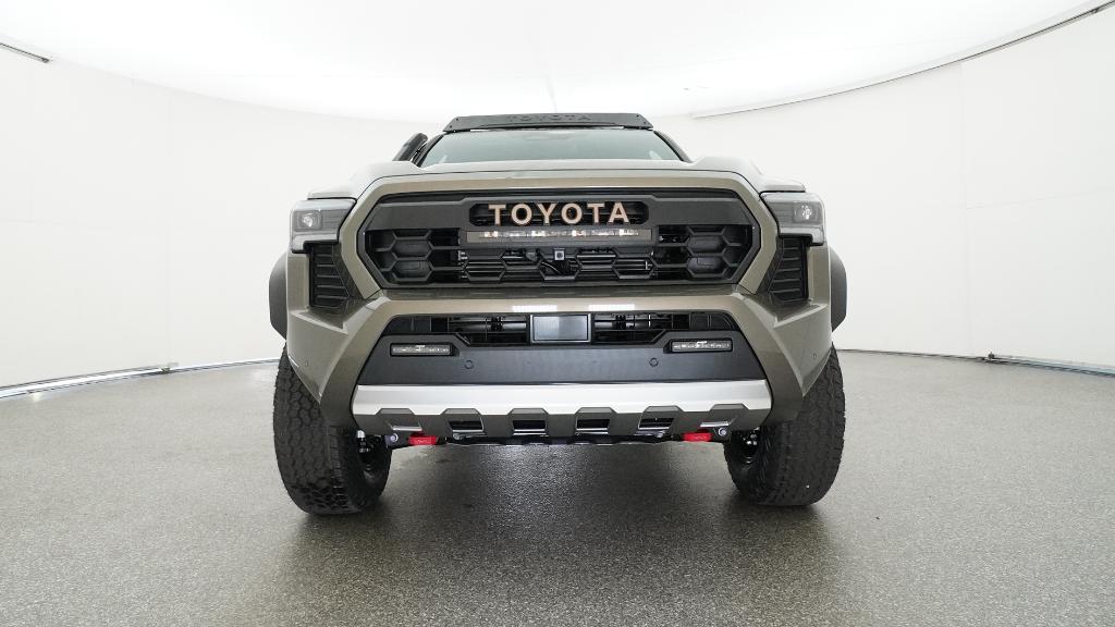2025 Toyota Tacoma Trailhunter photo 3