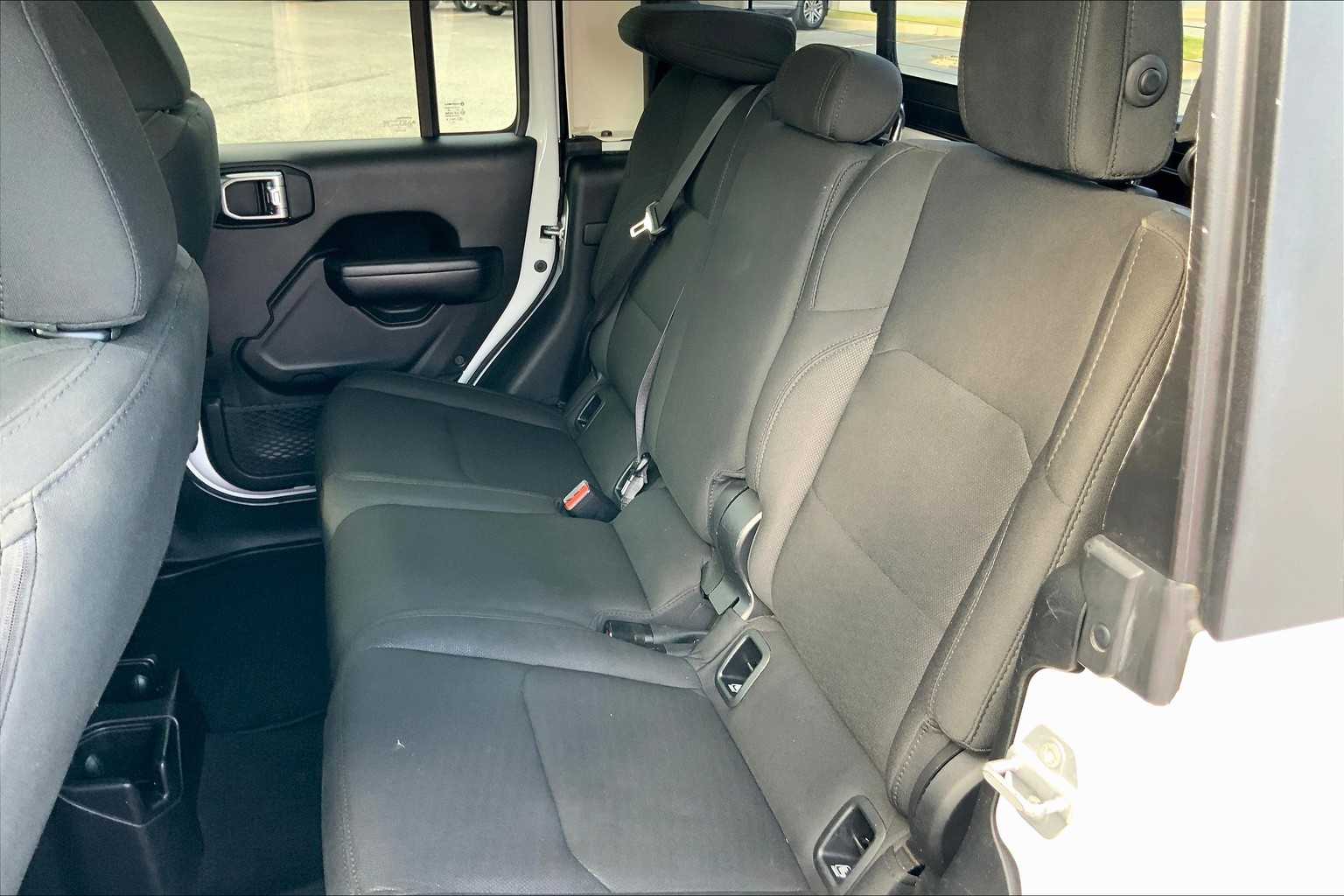2020 Jeep Gladiator Sport S photo 17