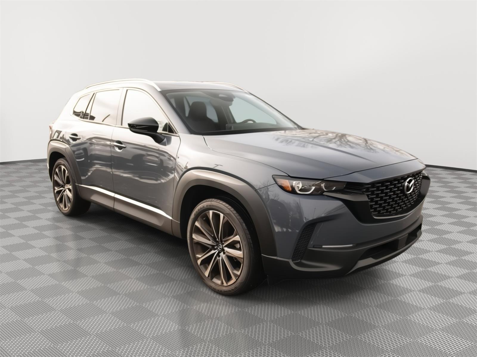 2025 Mazda CX-50 Premium Plus's photo