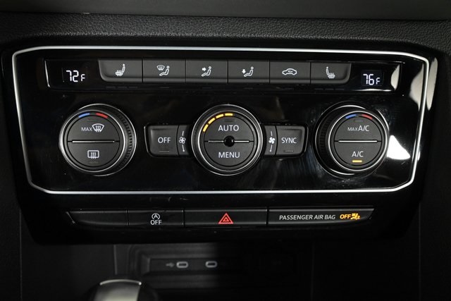 2022 Volkswagen Atlas Cross Sport SE Technology photo 23