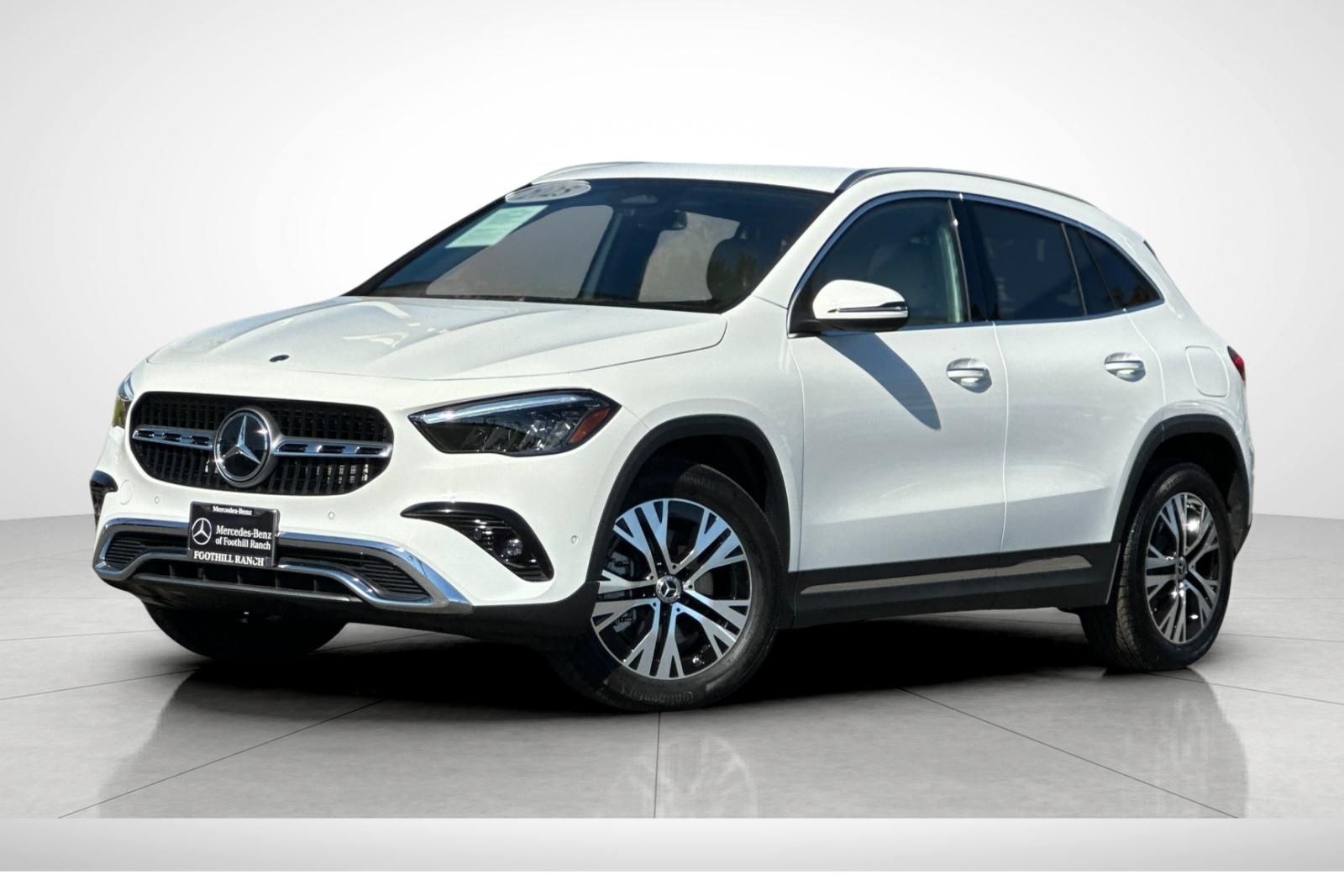 2025 Mercedes Benz GLA 250 4MATIC photo 2