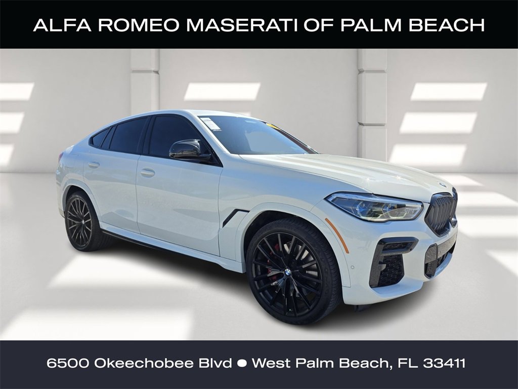 2022 BMW X6 M50i's photo
