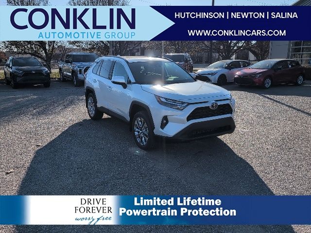 2025 Toyota RAV4 XLE Premium's photo