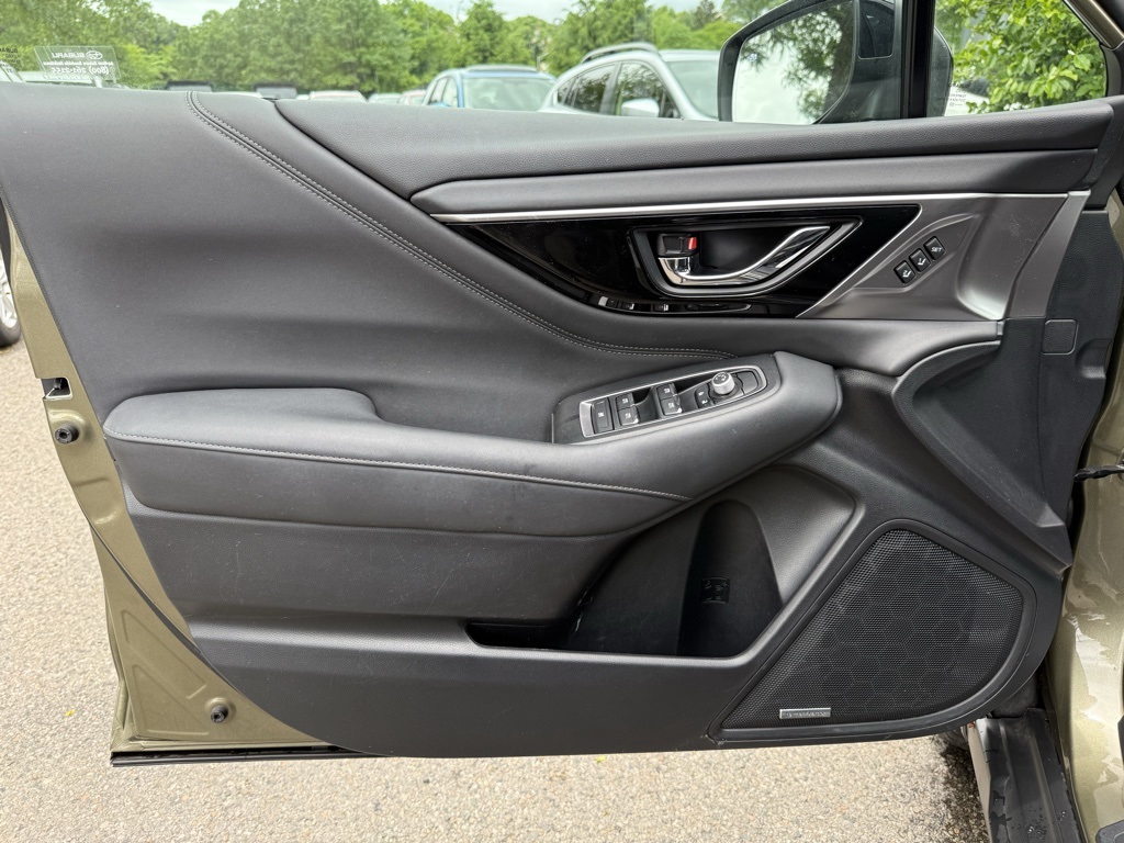 2023 Subaru Outback Limited photo 23