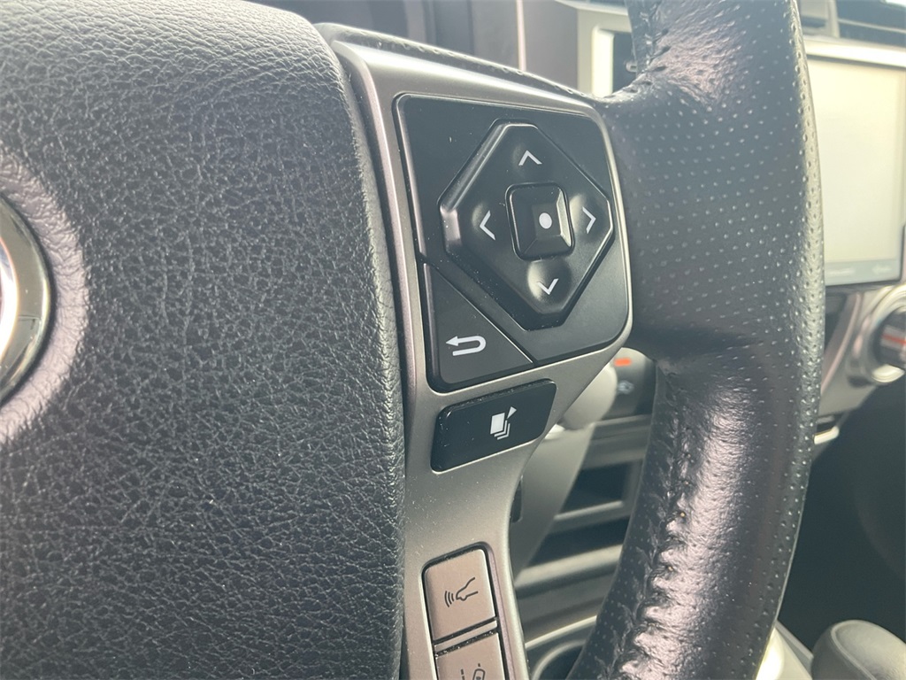 2024 Toyota 4Runner SR5 Premium photo 26