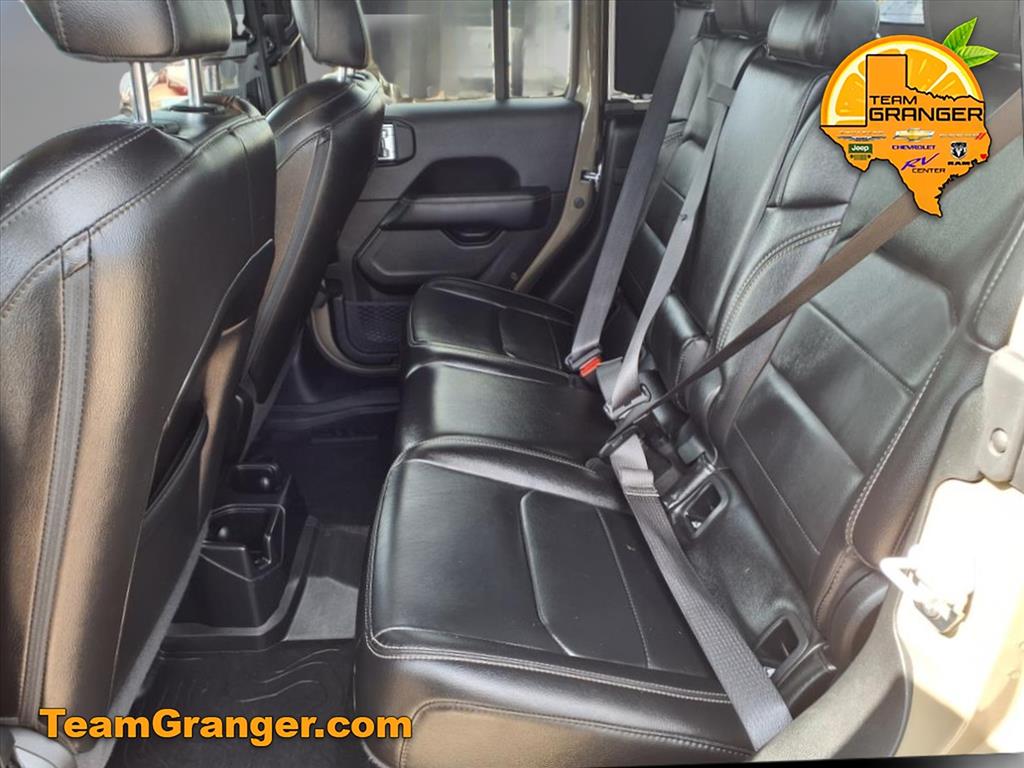 2020 Jeep Gladiator Overland photo 22