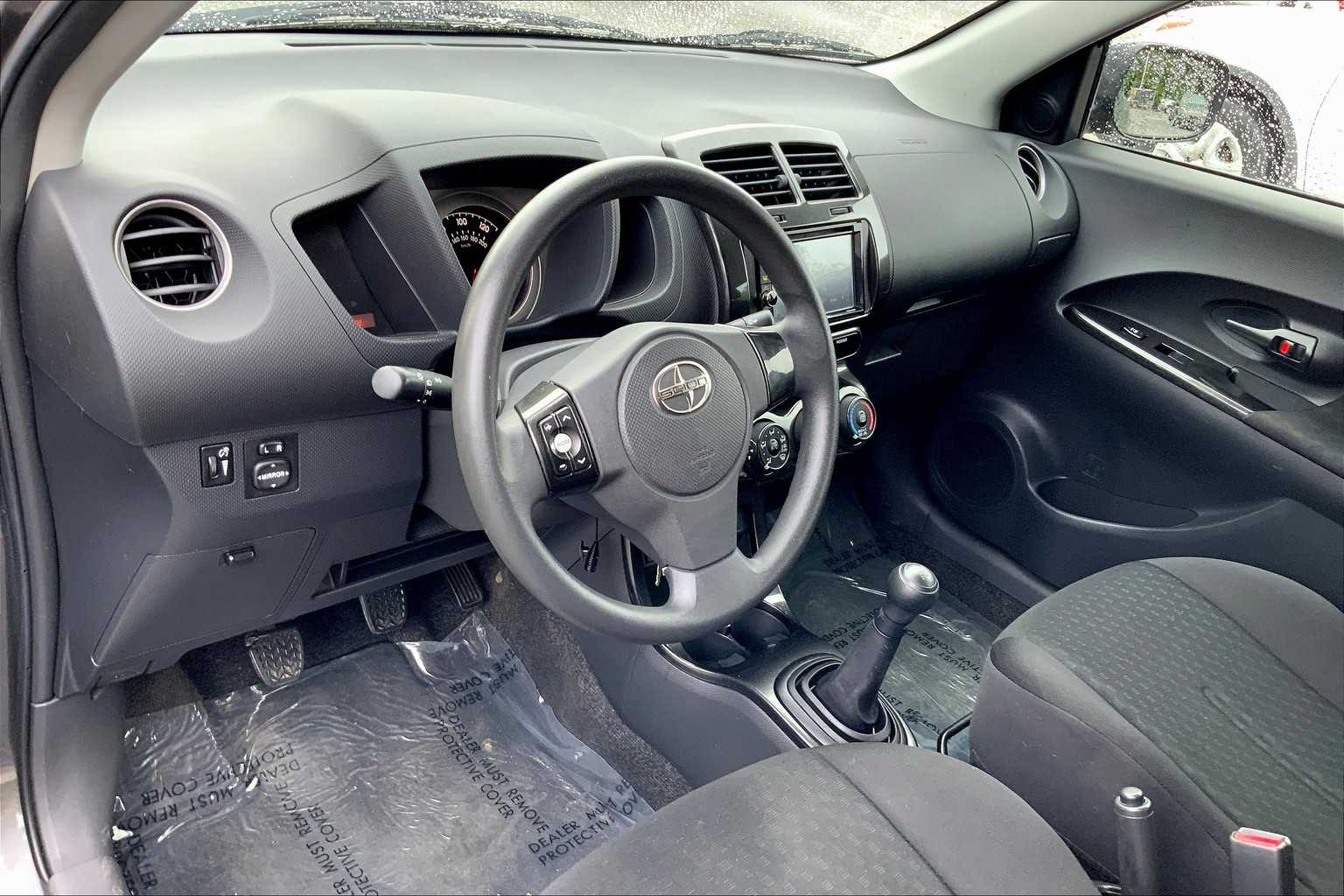 2010 Scion xD photo 16