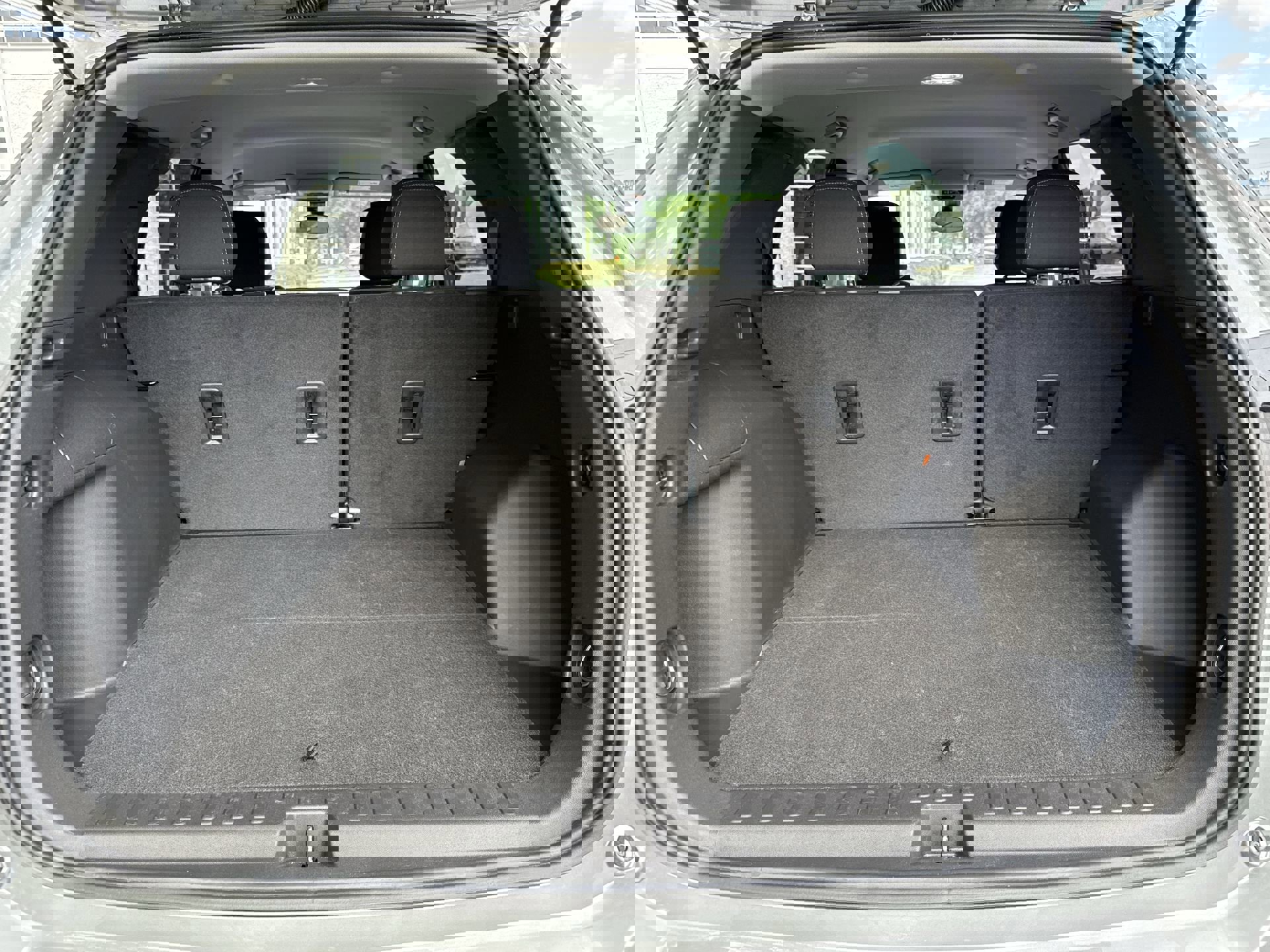 2023 Chevrolet Equinox LS photo 30