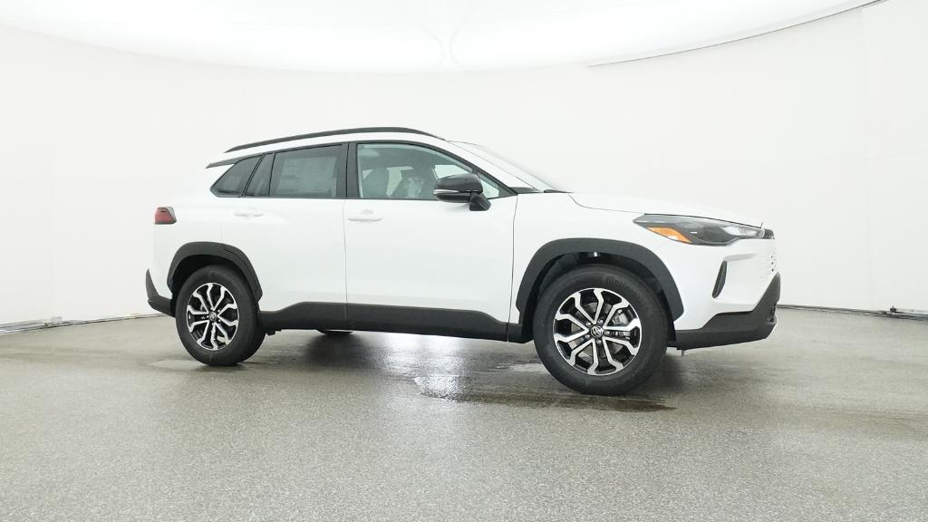 2026 Toyota Corolla Cross XLE XSE photo 25