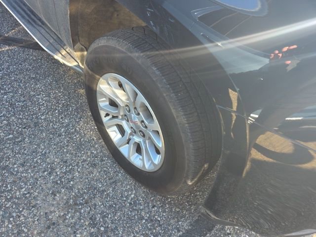 2016 Gmc Yukon SLT photo 2