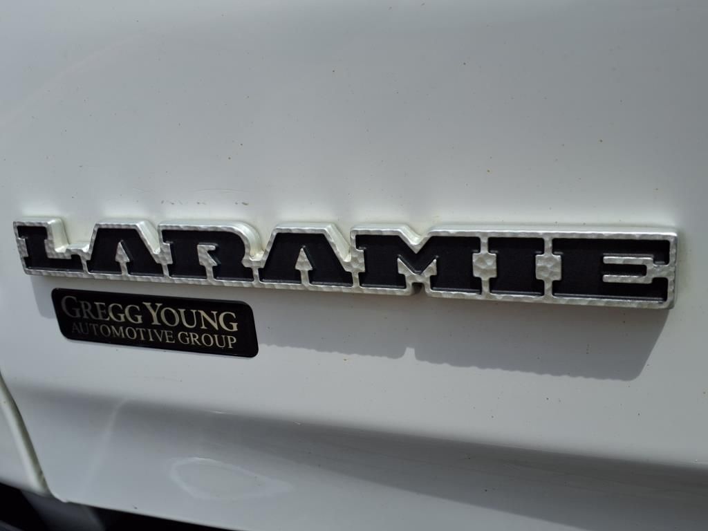 2020 Ram 1500 Laramie photo 6