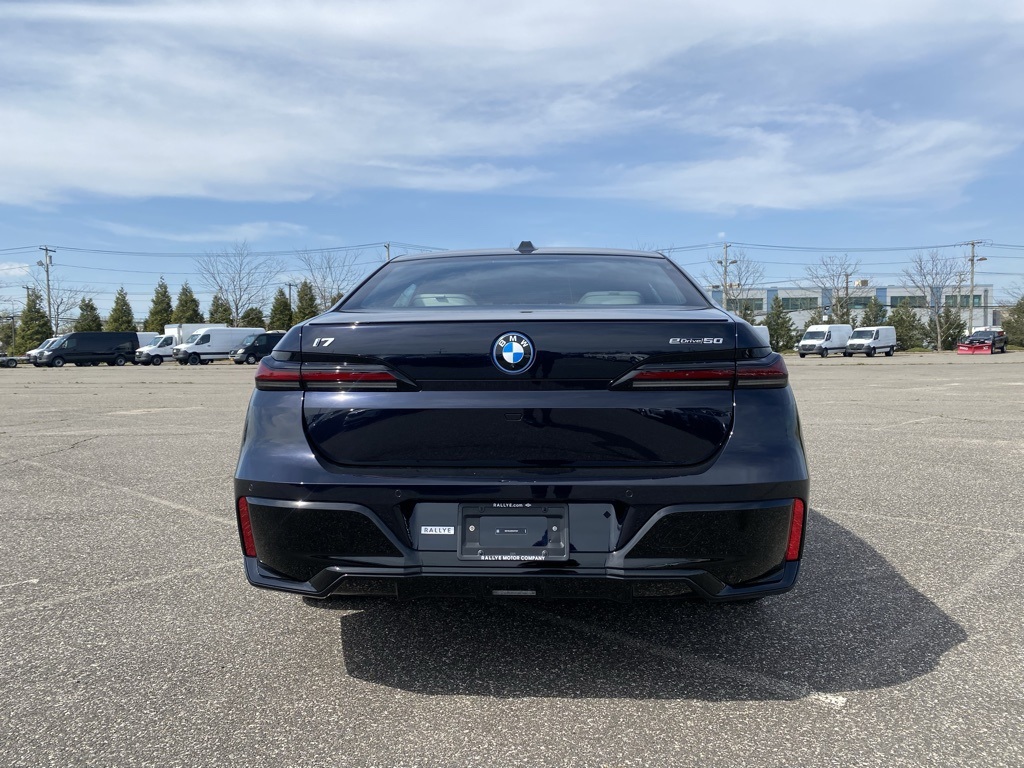 2025 Bmw i7 eDrive50 photo 3
