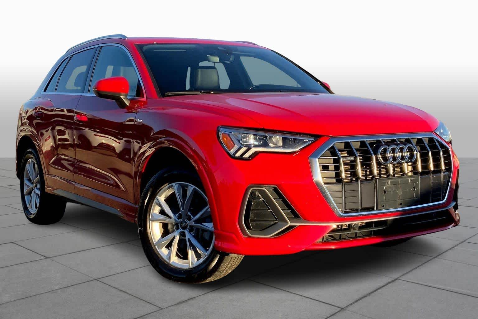 2023 Audi Q3 S line Premium photo 2