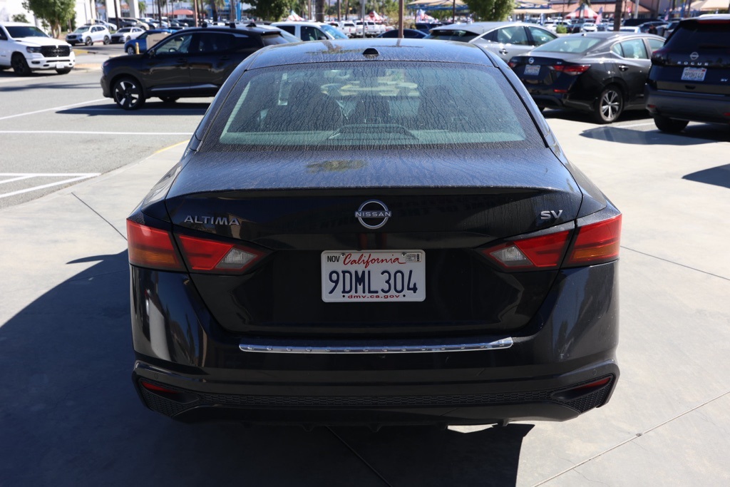 2023 Nissan Altima 2.5 SV photo 4